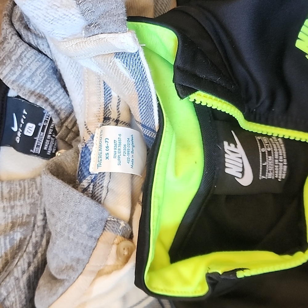 Kids Size 7 Nike Jacket Bundle - 3 Jackets - Picture 2 of 5